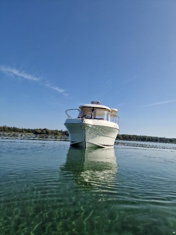 Quicksilver Weekend 640 Pilothouse