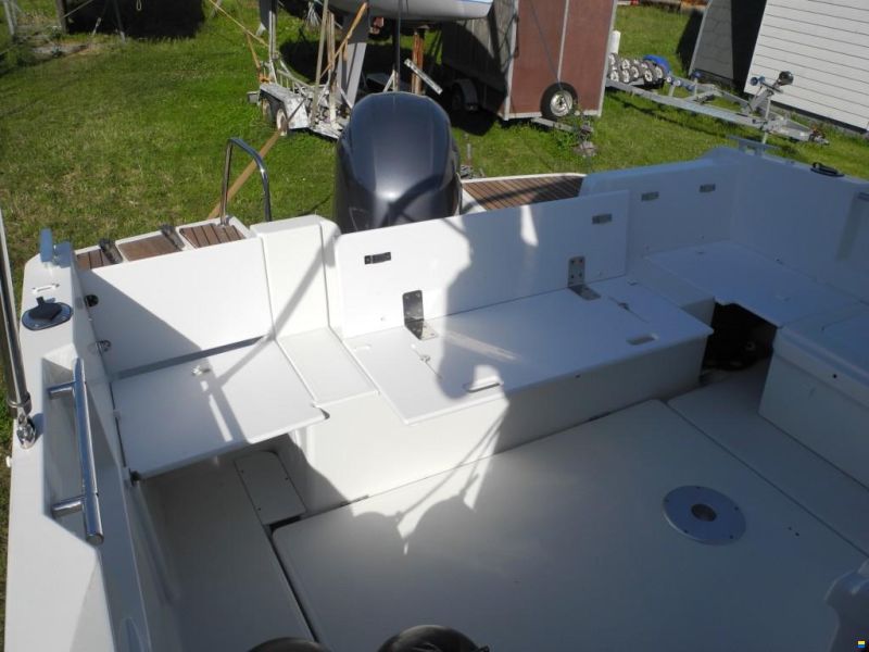 Jeanneau Merry Fisher 795