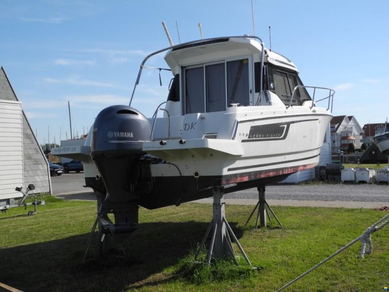 Jeanneau Merry Fisher 795