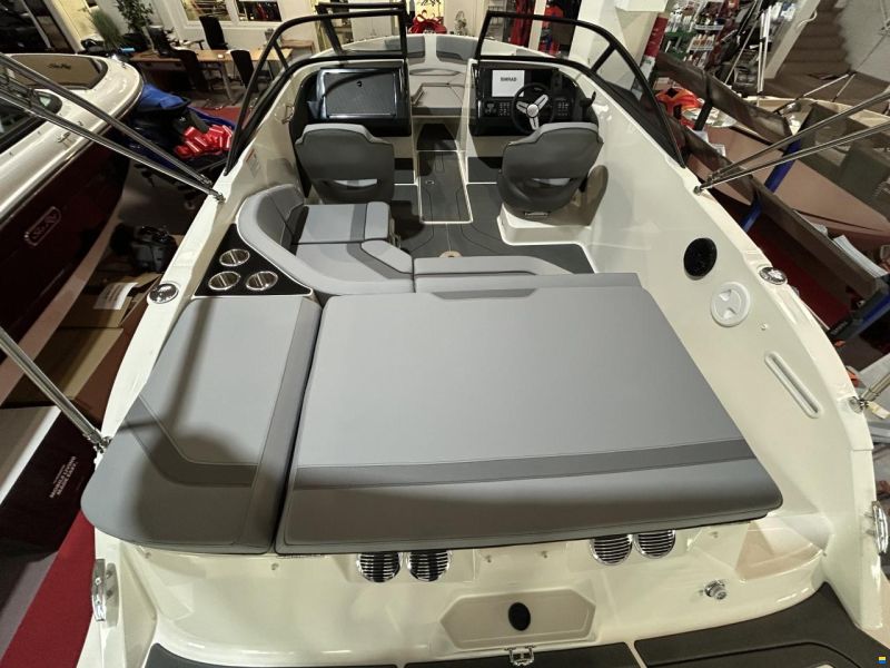 Bayliner V20i