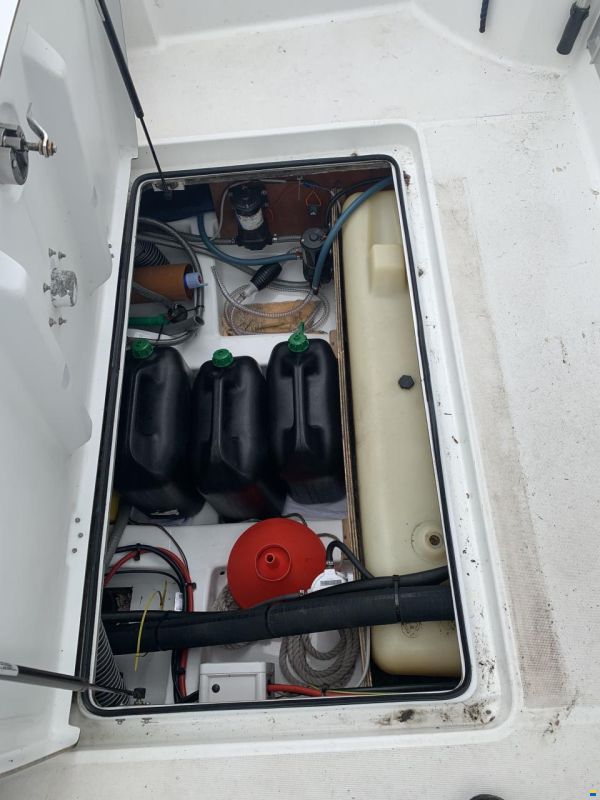 Beneteau Antares 750