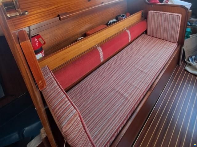 Dufour 3800