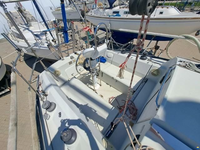 Dufour 3800