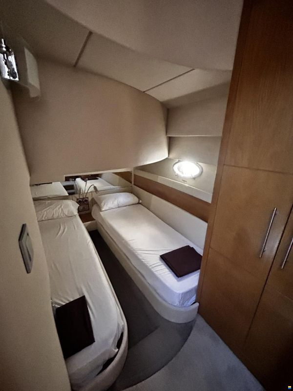 Rodman Muse 44