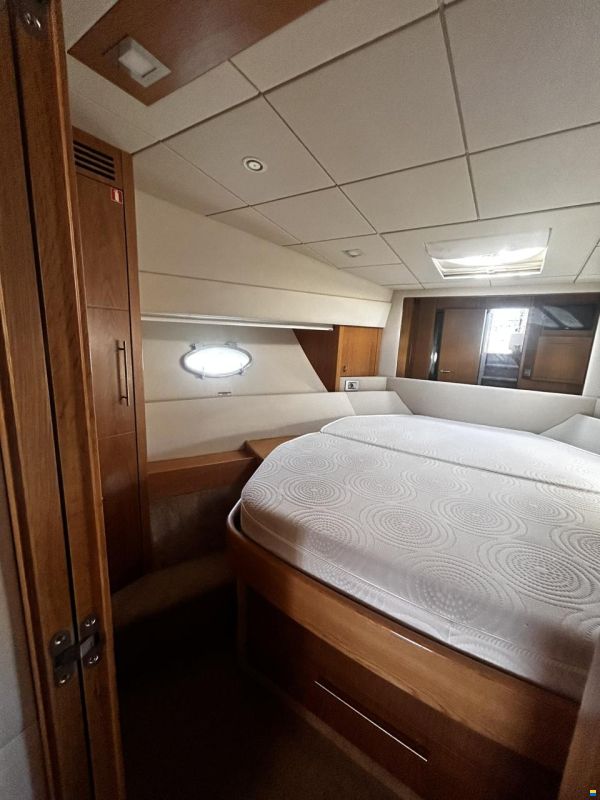Rodman Muse 44