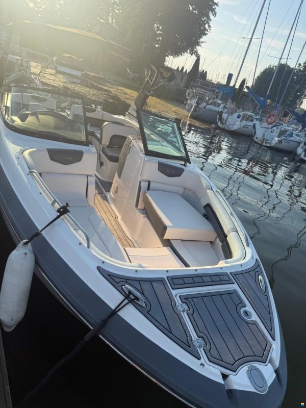 Chaparral Vortex 243 VRX