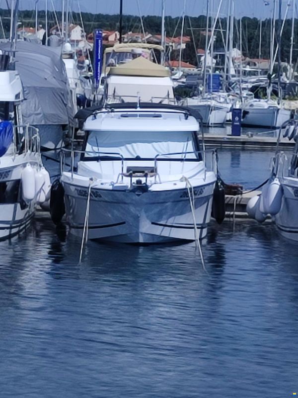 Jeanneau MF 795 S2