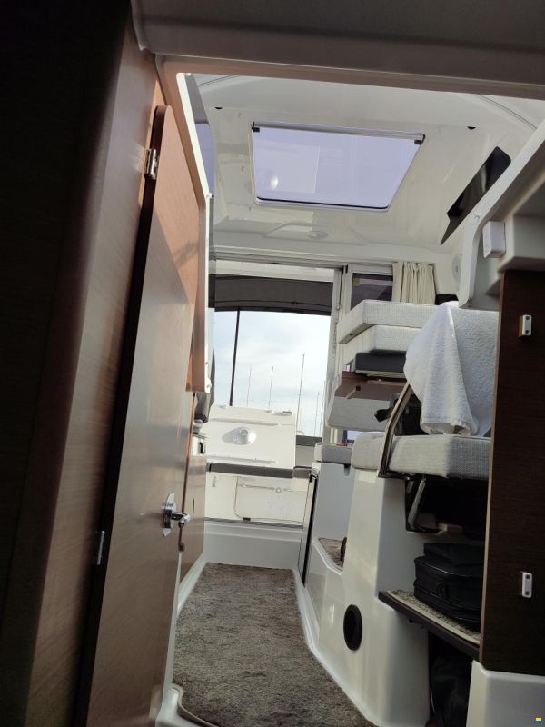Jeanneau MF 795 S2