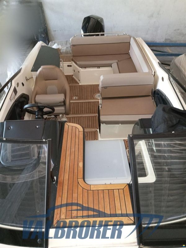 Quicksilver 755 CRUISER