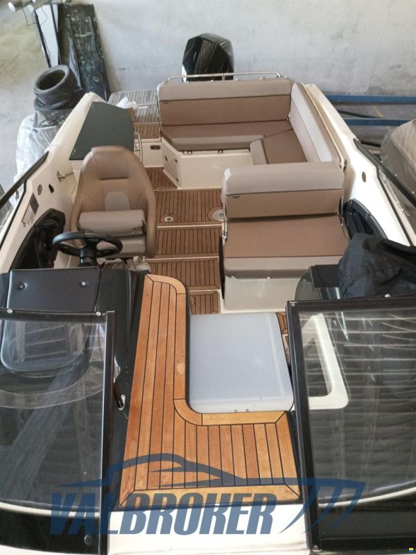 Quicksilver 755 CRUISER