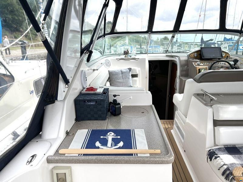 Rinker 280 Express
