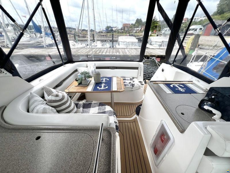 Rinker 280 Express