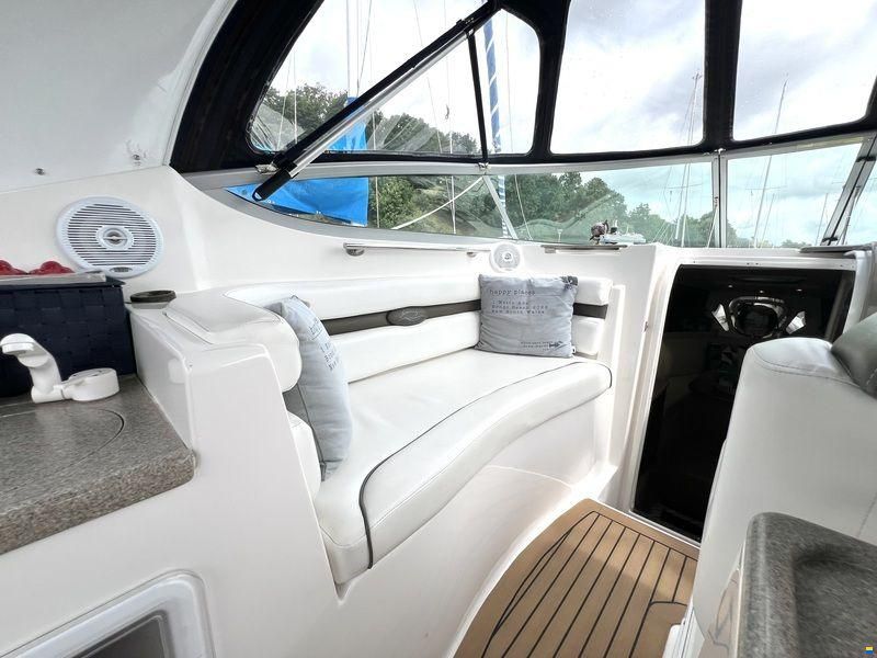Rinker 280 Express