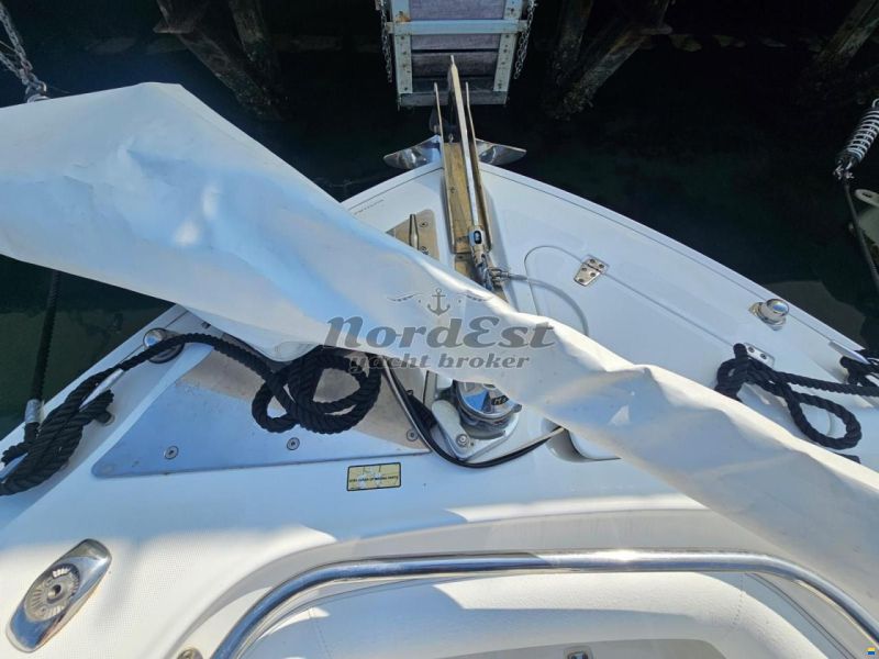 Boston Whaler 240 Outrage