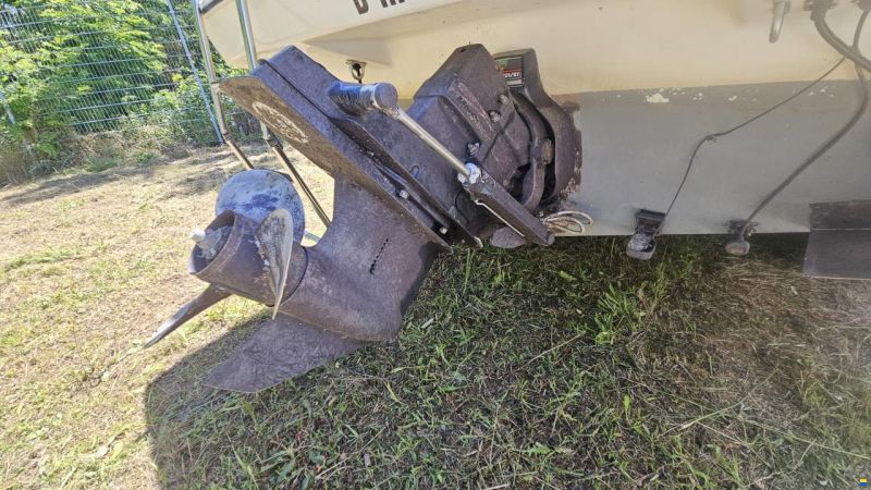Maxum 2300 SCR