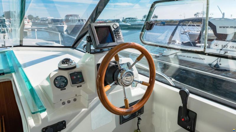 Delphia 1050 Escape