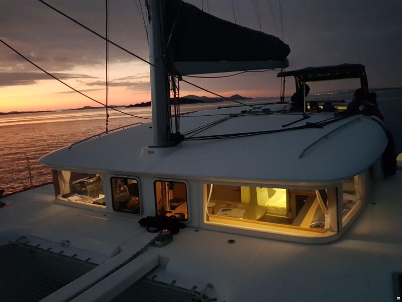 Lagoon 400