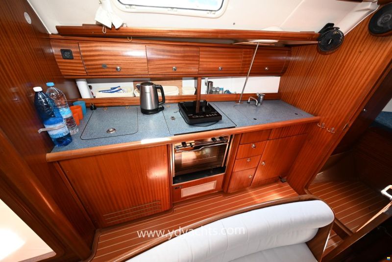 Bavaria 38