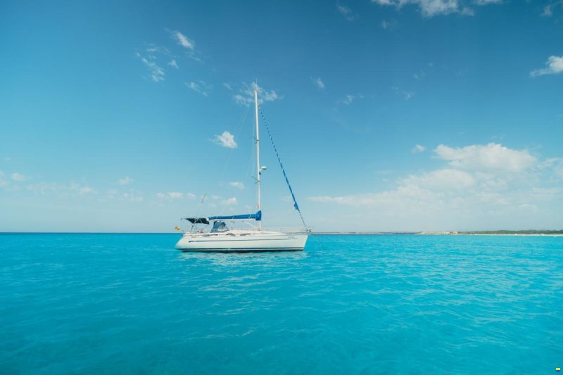 Beaconax Yachtbau GmbH Bavaria 36AC