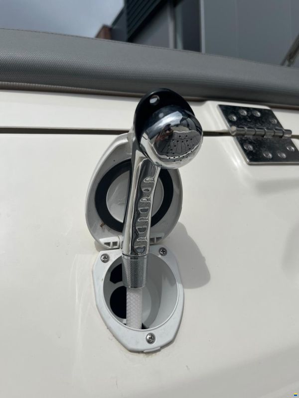 Bayliner VR5 E