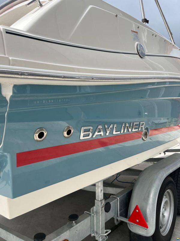 Bayliner VR5 E