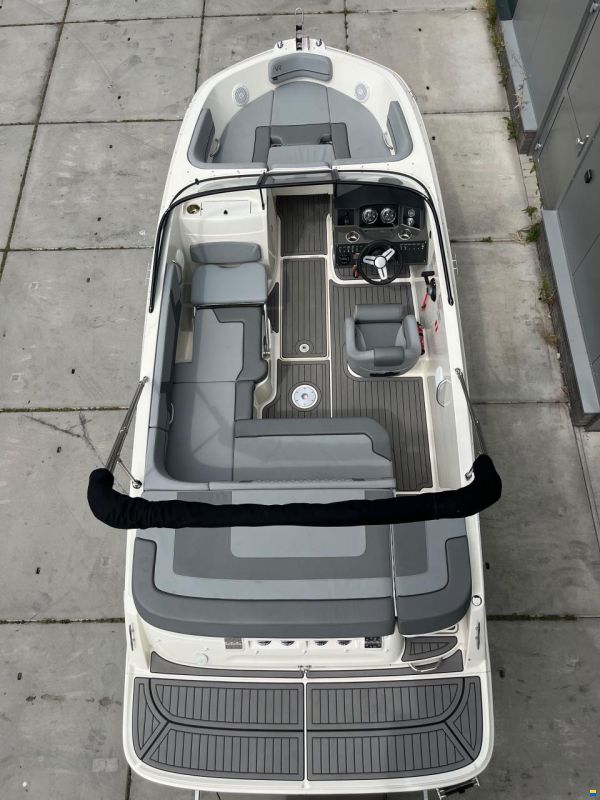 Bayliner VR5 E