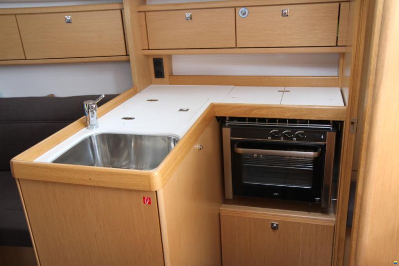 Bavaria CRUISER 34