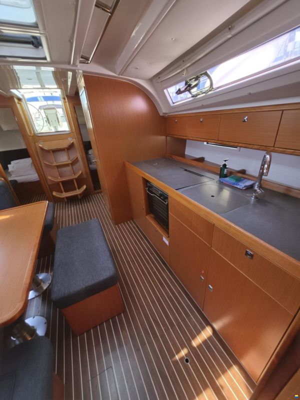 Bavaria CRUISER 41