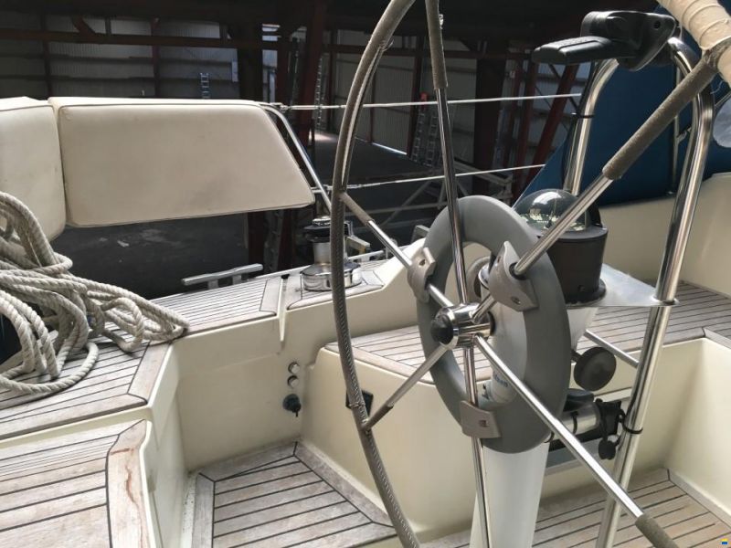 Sweden Yachts 340
