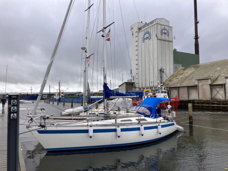 Sweden Yachts 340
