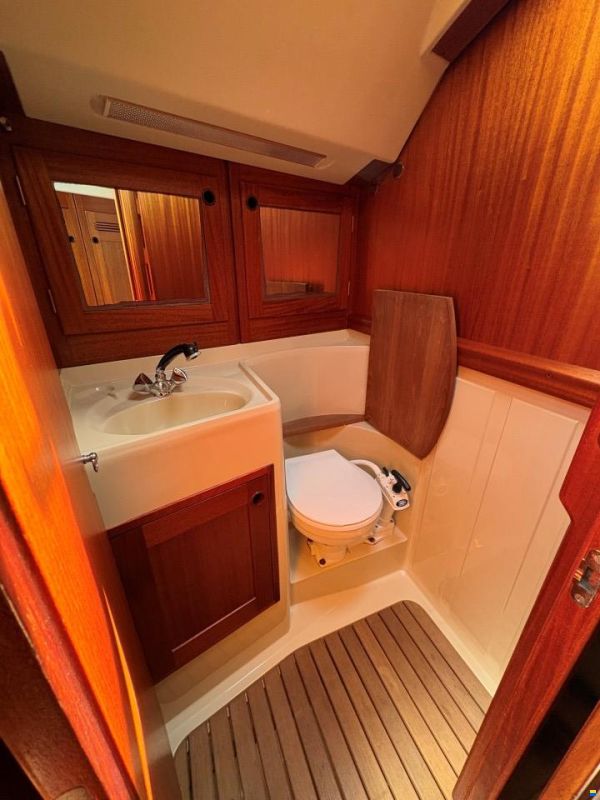 Sweden Yachts 340