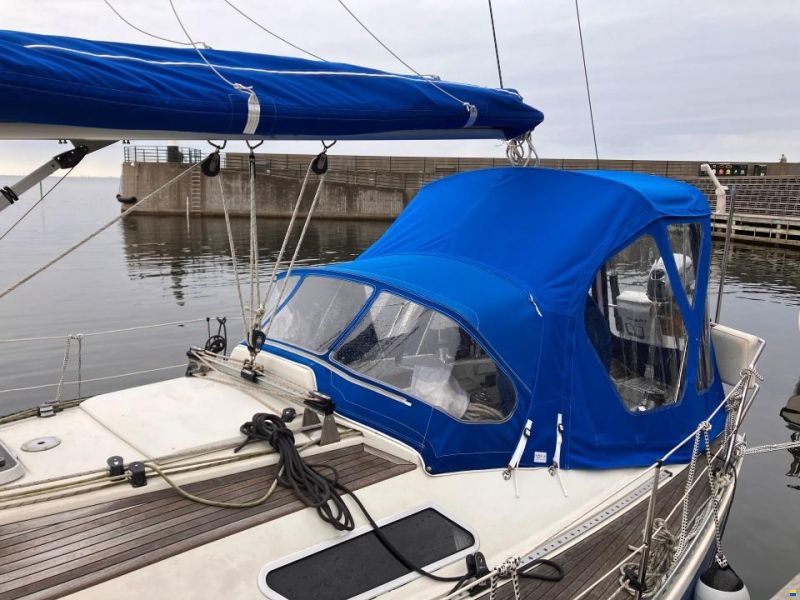 Sweden Yachts 340