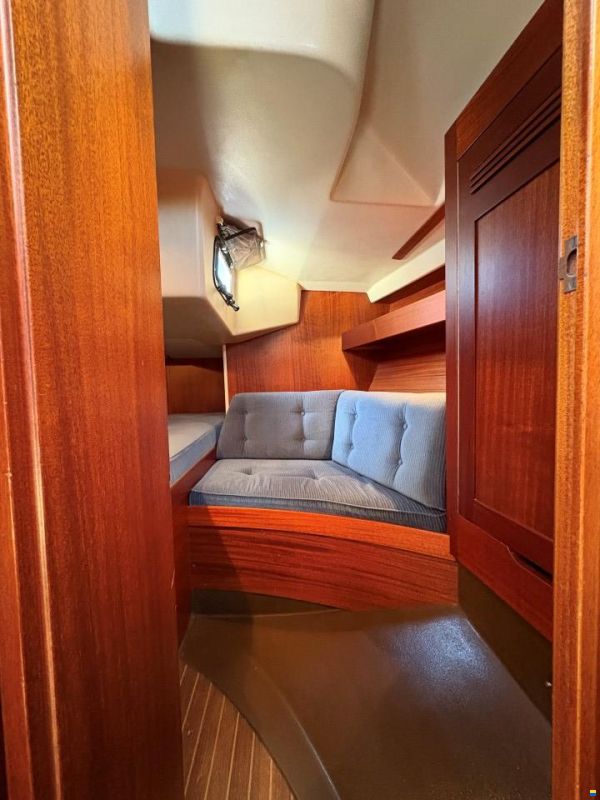 Sweden Yachts 340
