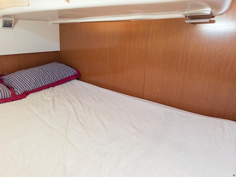 Beneteau Oceanis 46