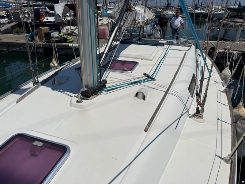Dufour 365