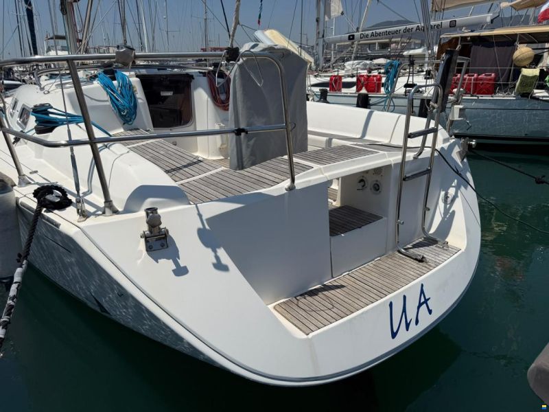 Dufour 365