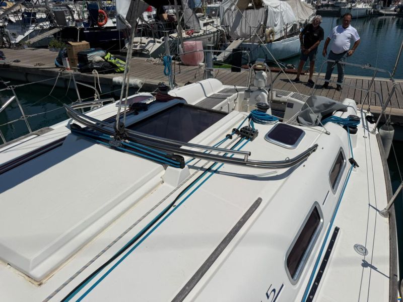 Dufour 365