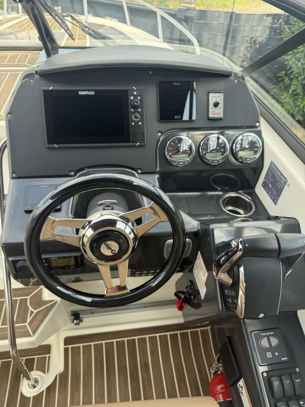 Quicksilver 805 Active Cruiser