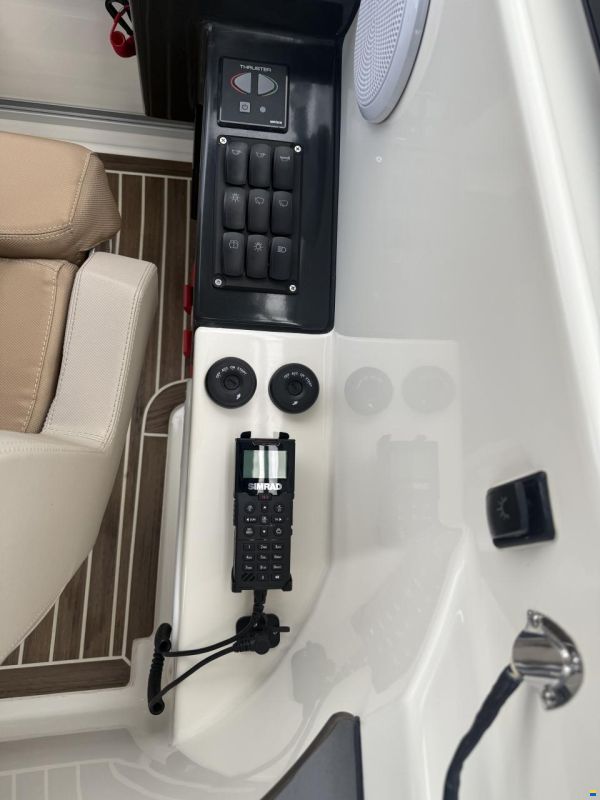 Quicksilver 805 Active Cruiser