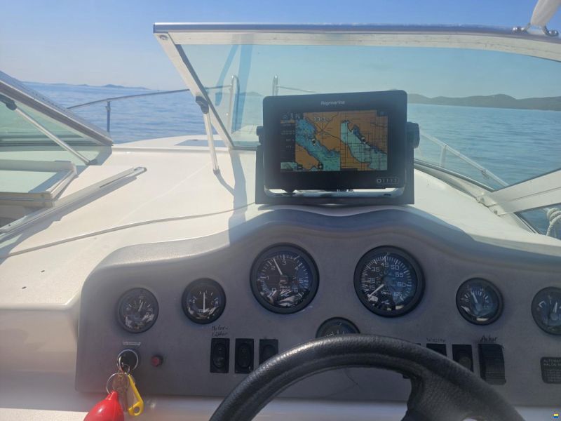 Sea Ray 230DA