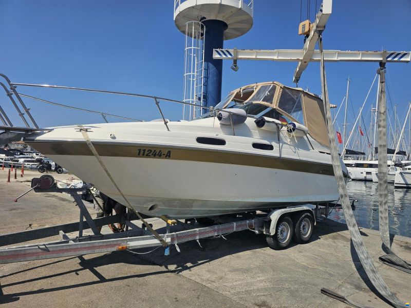 Sea Ray 230DA