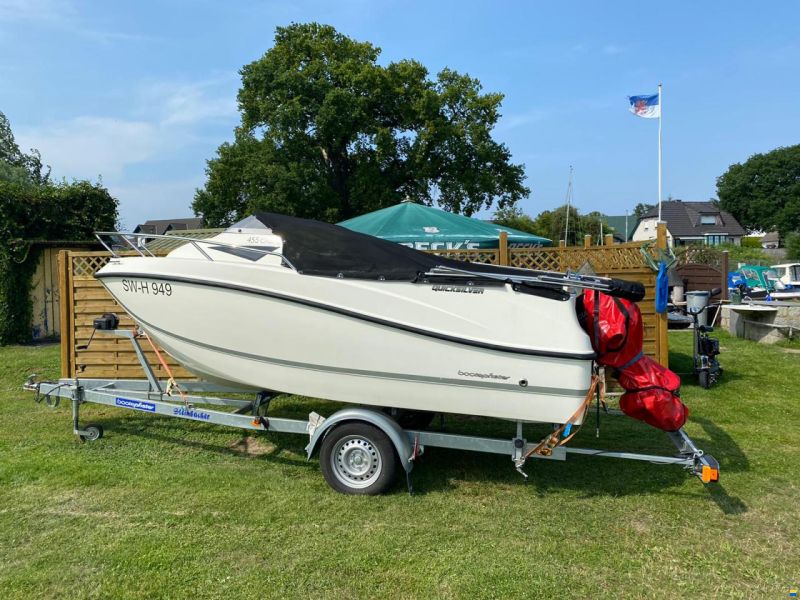 Brunswick Quicksilver 455 Cabin