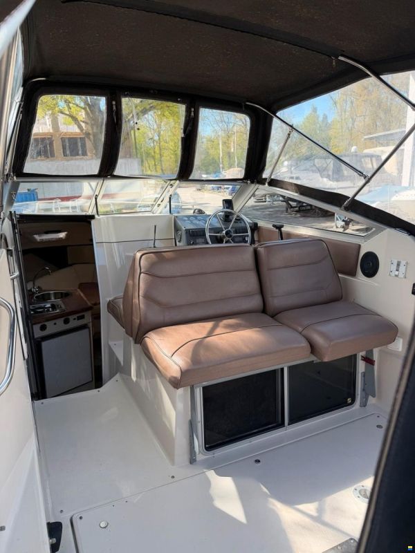 Maxum 2300 SCR