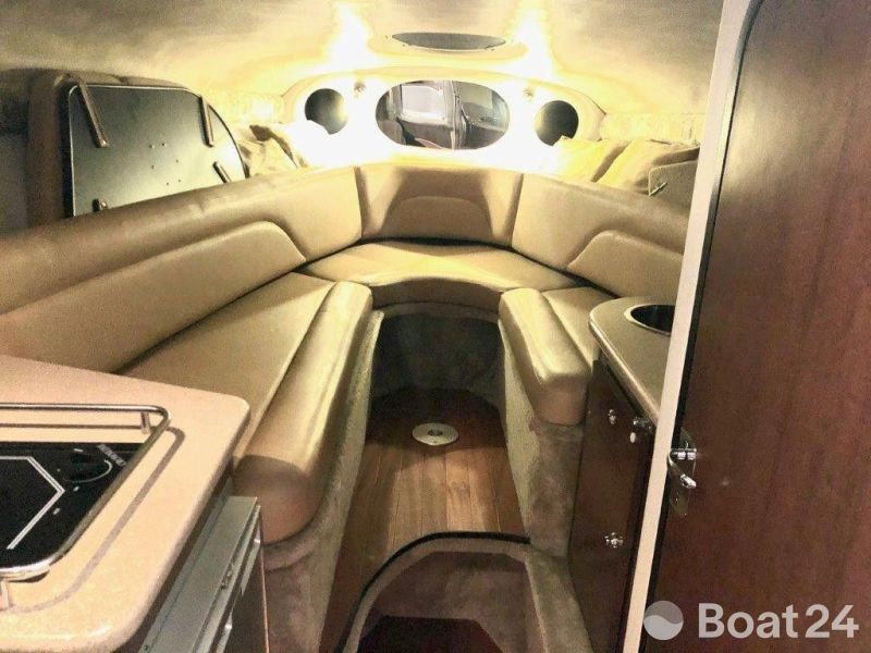 Crownline 315 SCR
