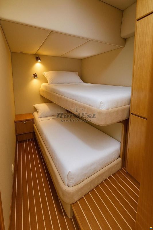 Rodman 44 fly - IPS 500