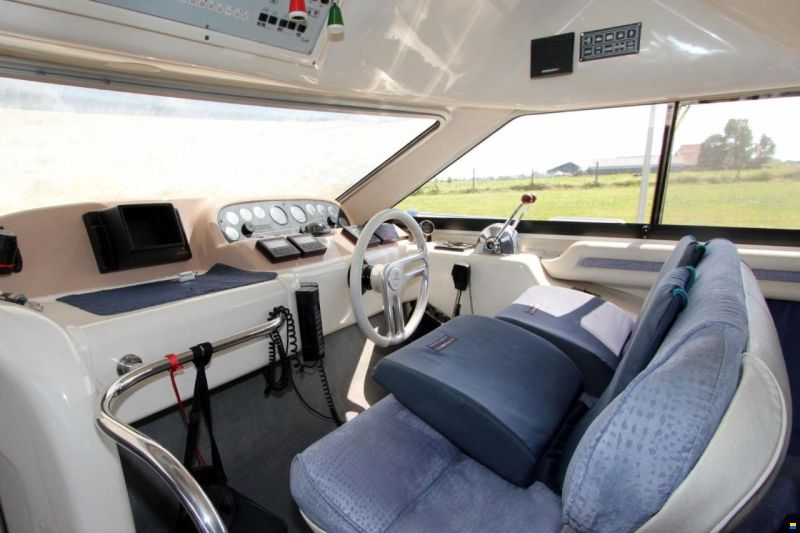 Sealine 350 Flybridge