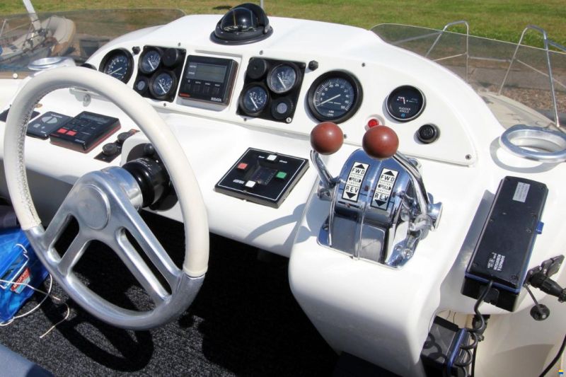 Sealine 350 Flybridge