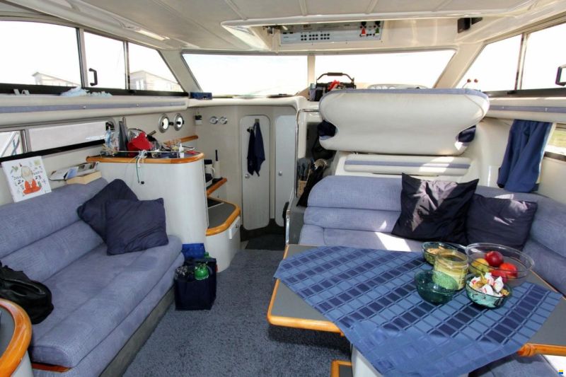 Sealine 350 Flybridge