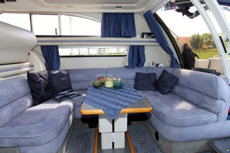 Sealine 350 Flybridge