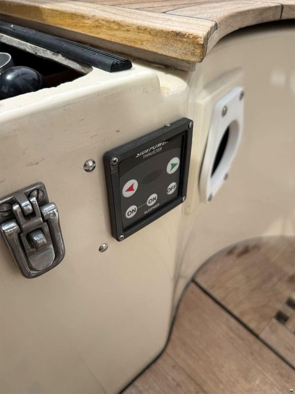 Hallberg-Rassy 352